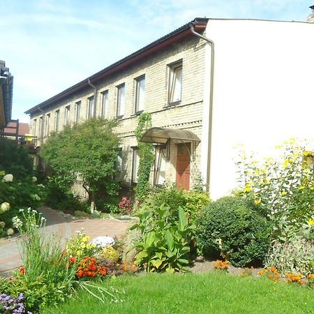 Saules Kvartals Ventspils Exteriör bild