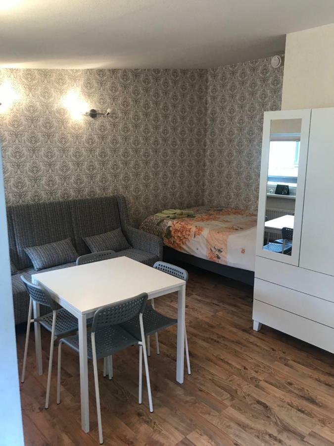Saules Kvartals Ventspils Exteriör bild